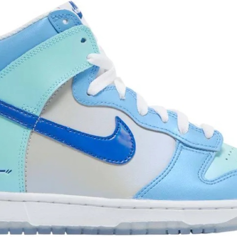 Nike Dunk High 'I Got Next' High tops 6Y